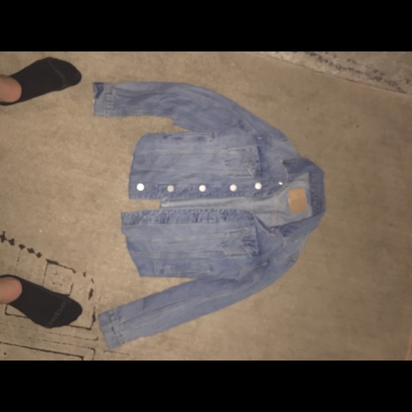 Jean jacket - Picture 2 of 4